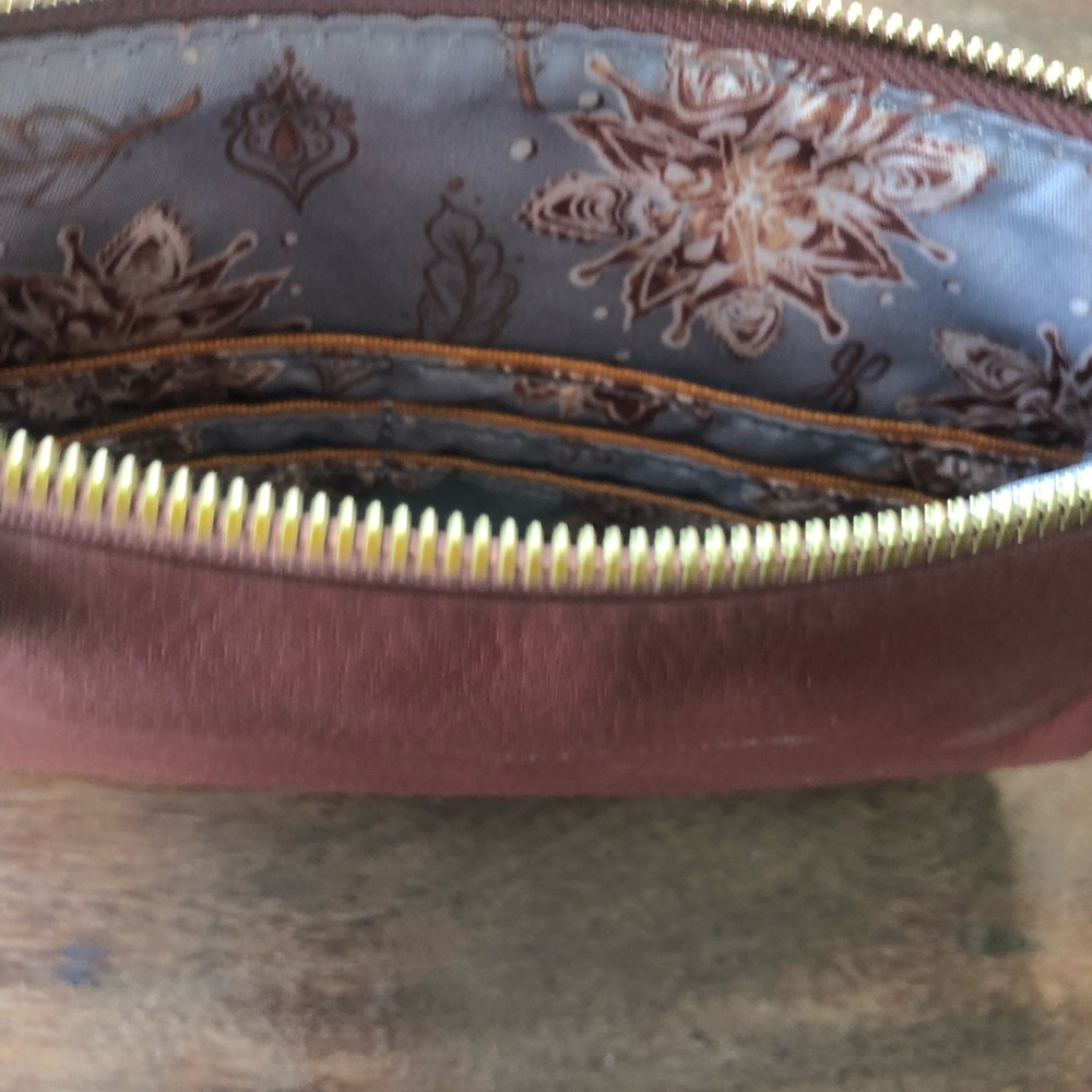 HOBO - Wristlet/Handle Clutch 100% Leather + Brick Brown - Picture 9 of 15
